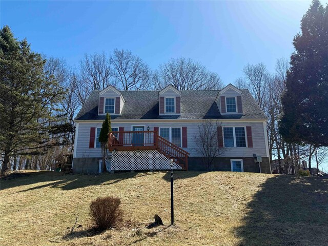 118 White Brg, Middletown, NY 10940 - cape cod home featuring a front yard