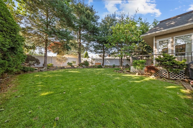 3 Deb St, Plainview, NY 11803 - view of yard