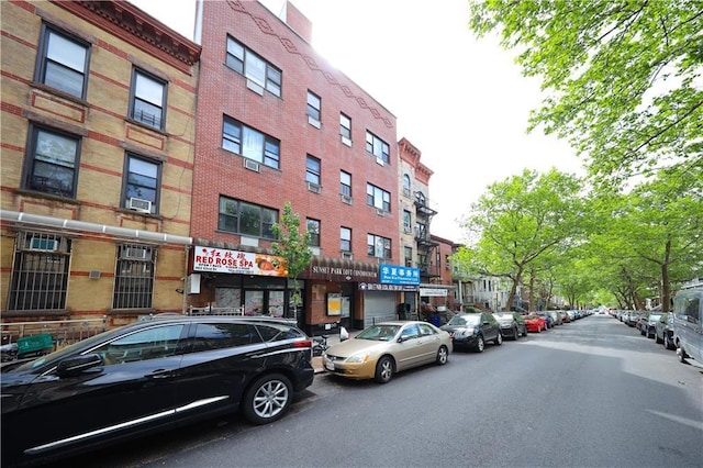 462 52nd St Unit 2D, Brooklyn, NY 11220 - view of property with cooling unit