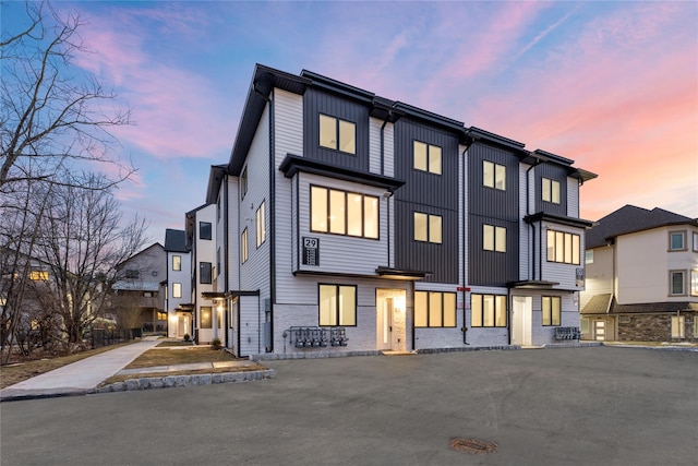 29 Calvert Dr Unit 211, Monsey, NY 10952 - townhome / multi-family property featuring board and batten siding