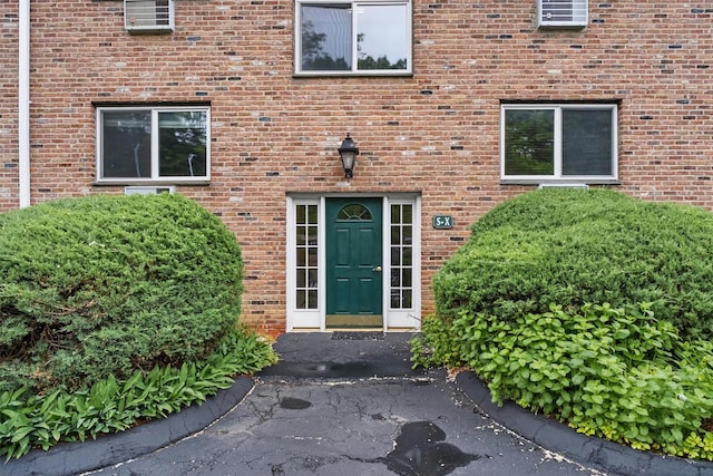 12 Scenic Dr Unit T, Croton-On-Hudson, NY 10520 - property entrance with brick siding