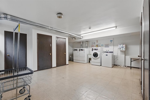 12 Scenic Dr Unit T, Croton-On-Hudson, NY 10520 - community laundry with washer and clothes dryer