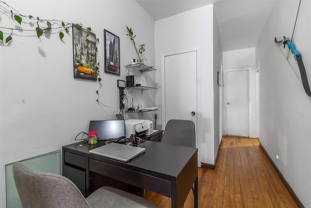 4 Oakley Pl, Mount Vernon, NY 10550 - home office featuring wood finished floors and baseboards