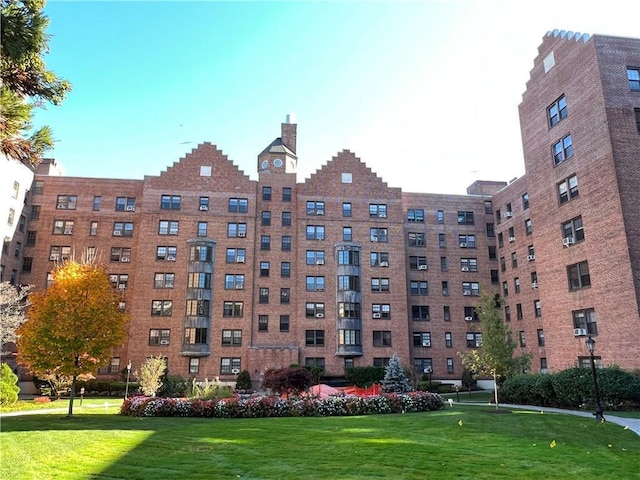 198 Garth Rd Unit 1D, Scarsdale, NY 10583 - view of apartment building / complex