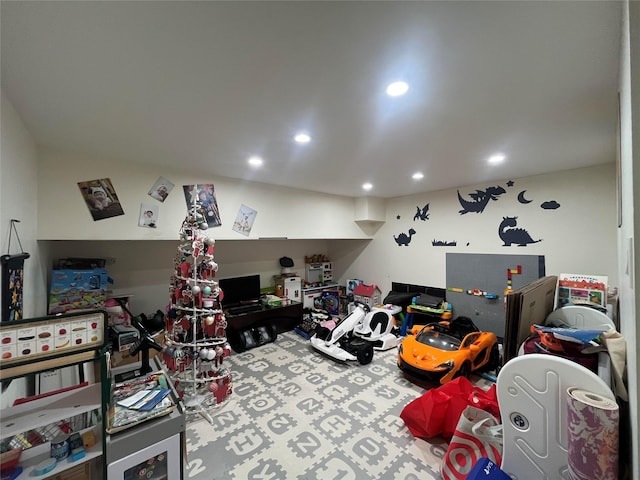 167-11 Powells Cove Blvd Unit 27, Beechhurst, NY 11357 - playroom featuring recessed lighting and carpet floors