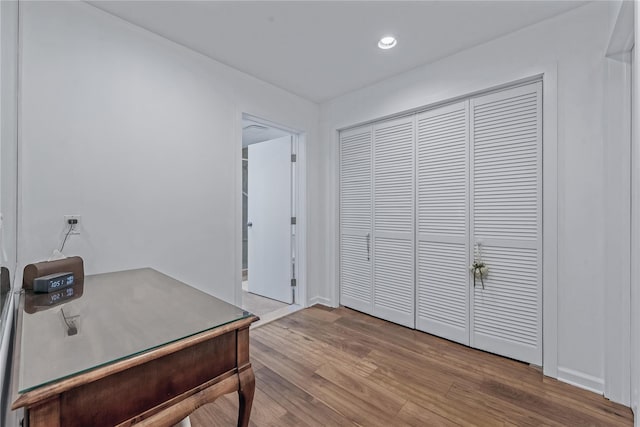 291 Starling Ct, Manhasset, NY 11030 - office space with wood finished floors and recessed lighting
