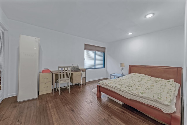 291 Starling Ct, Manhasset, NY 11030 - bedroom with baseboards, wood finished floors, and recessed lighting