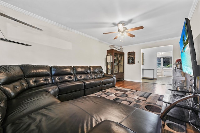 4 Leewood Cir Unit 4L, Eastchester, NY 10709 - living room featuring wood finished floors, ceiling fan, crown molding, and baseboards