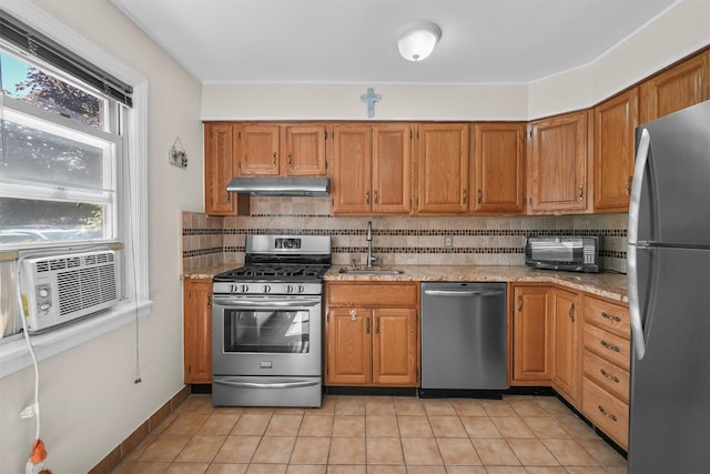4 Leewood Cir Unit 4L, Eastchester, NY 10709 - kitchen with appliances with stainless steel finishes, a sink, decorative backsplash, and light tile patterned flooring