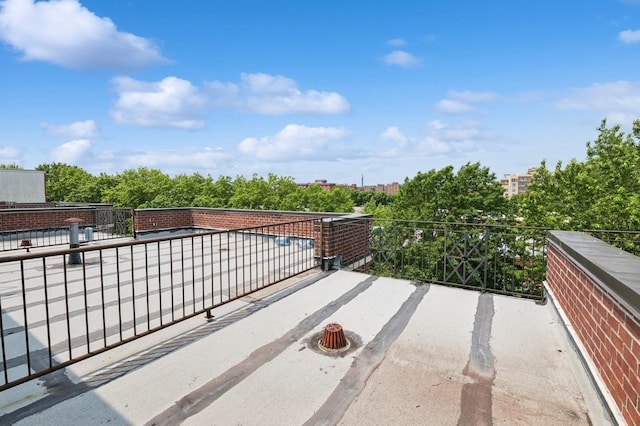 71-19 162nd St Unit 4E, Fresh Meadows, NY 11365 - view of patio / terrace with a balcony
