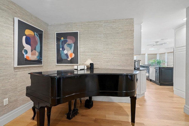 2 Field Ln, Roslyn Heights, NY 11577 - living area with light wood-style floors and baseboards