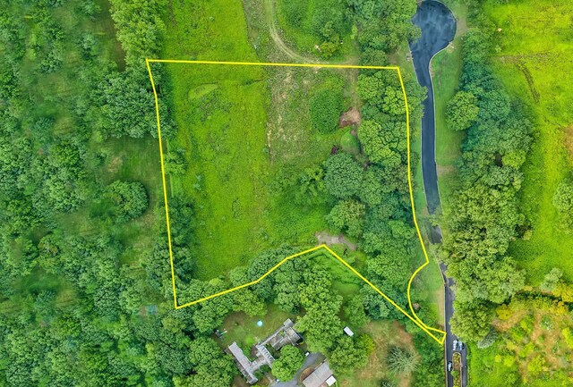 168 Hegemans Ln, Old Brookville, NY 11545