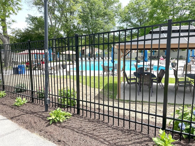 6DEVONCOURT Devon Unit B, Yorktown Heights, NY 10598 - gate with a community pool