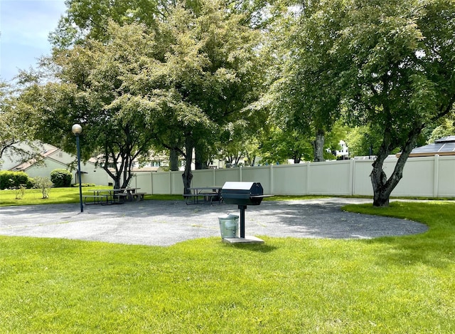 6DEVONCOURT Devon Unit B, Yorktown Heights, NY 10598 - view of community