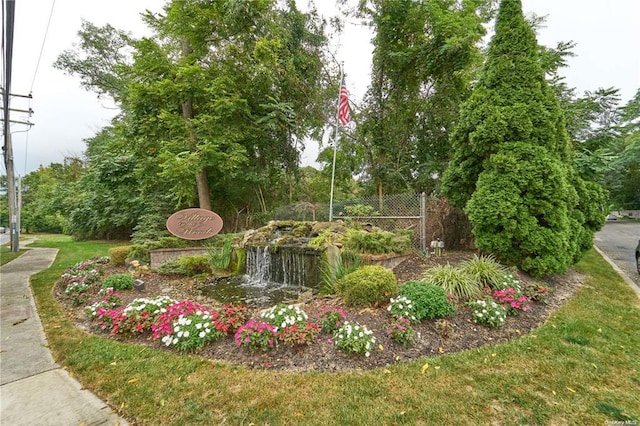 8 Cedar Ct Unit 8, Selden, NY 11784 - view of community / neighborhood sign
