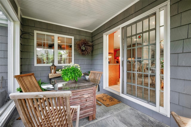 28 Valley Rd, Manhasset, NY 11030 - view of covered porch