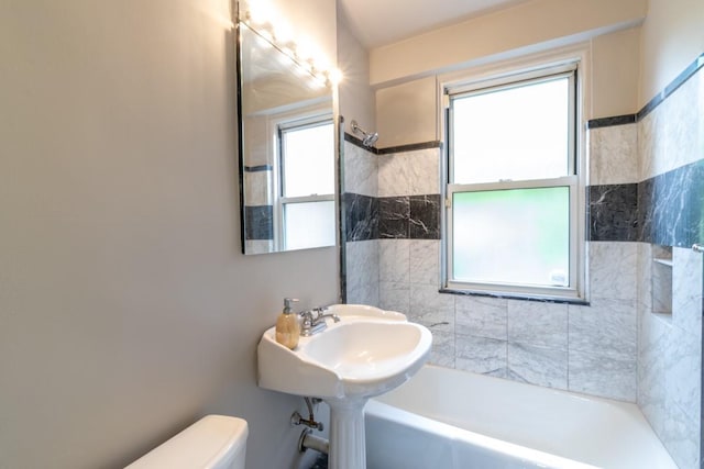 240 Garth Rd Unit 2G2, Scarsdale, NY 10583 - bathroom with toilet and shower / tub combination