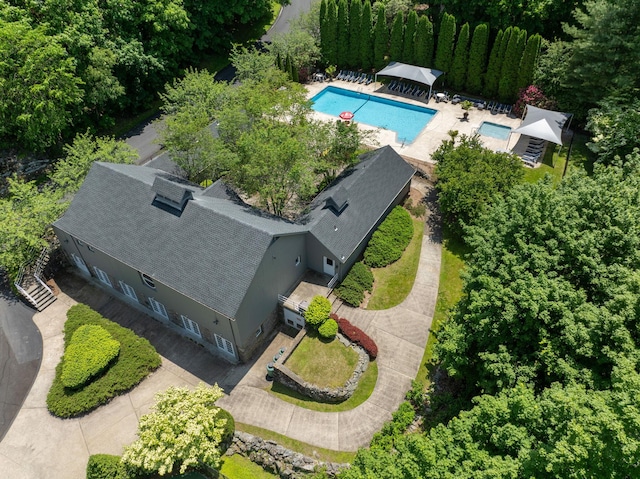 43 Random Farms Cir, Chappaqua, NY 10514 - view from above of property with a pool