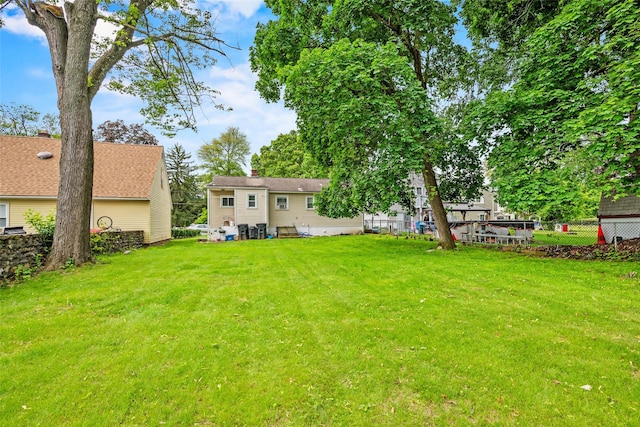 37 Prospect St, Garnerville, NY 10923 - view of yard
