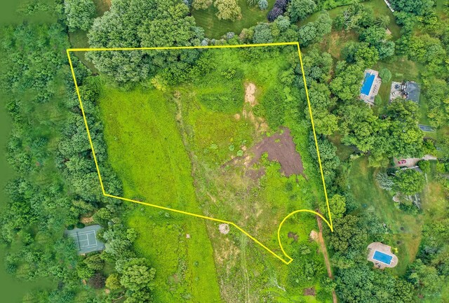 172 Hegemans Ln, Old Brookville, NY 11545