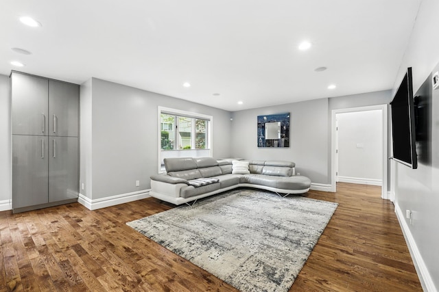 1 Berkley Ct, Briarcliff Manor, NY 10510 - living room featuring wood finished floors, baseboards, and recessed lighting