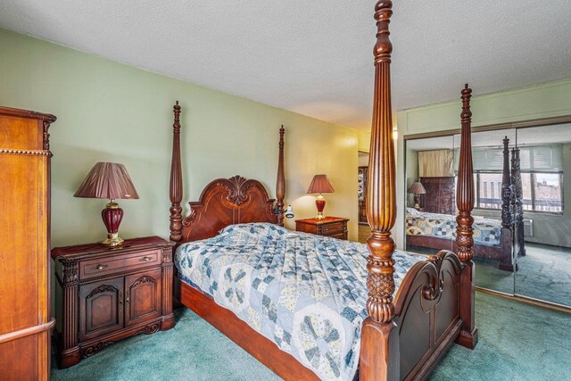 152-18 Union Tpke Unit 4G, Flushing, NY 11367 - bedroom with carpet and a textured ceiling