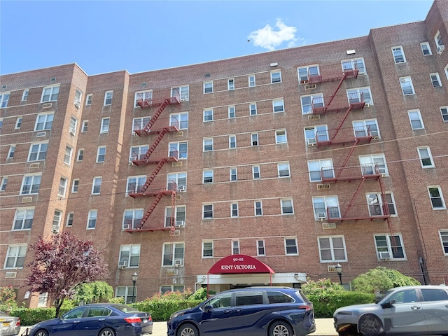 90-02 63rd Dr Unit 5C, Rego Park, NY 11374 - photo 1