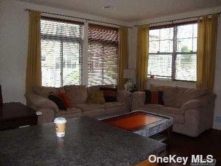 205 Aquatic Pl, Arverne, NY 11692 - view of living area