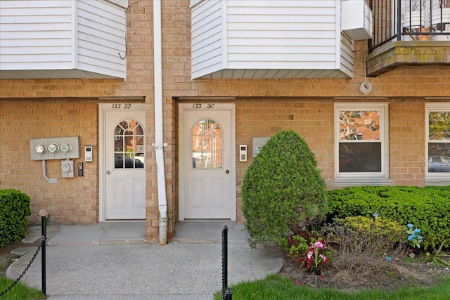 133-20 87th St Unit 3, Ozone Park, NY 11417 - entrance to property with brick siding and a balcony
