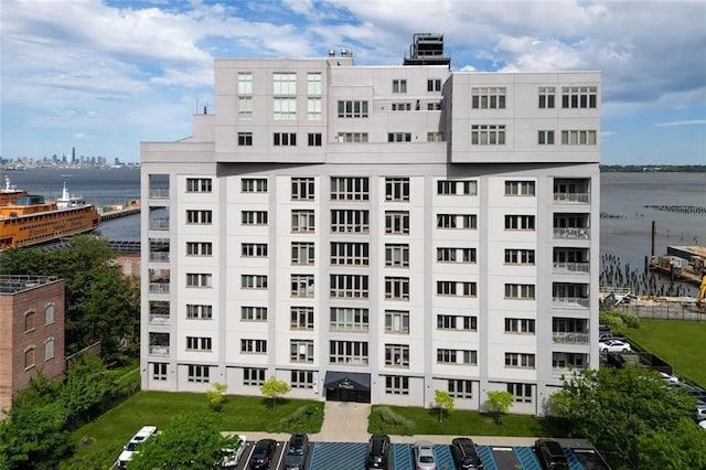 90 Bay Street Lndg Unit 6L, Staten Island, NY 10301 - view of building exterior featuring a water view and a view of city