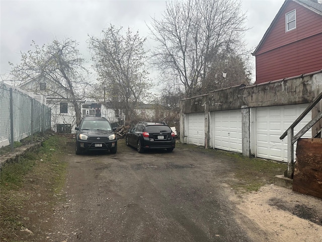 43 Oak St, Port Chester, NY 10573 - view of garage