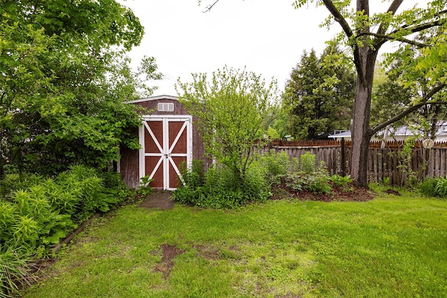 7 Sycamore Dr, Hyde Park, NY 12538 - view of yard