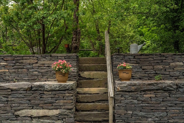 1401 State Route 28a, Hurley, NY 12491 - view of gate
