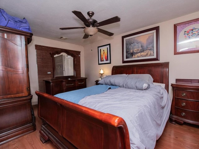 105 Surf Dr Unit 25, Bronx, NY 10473 - bedroom featuring wood finished floors and ceiling fan