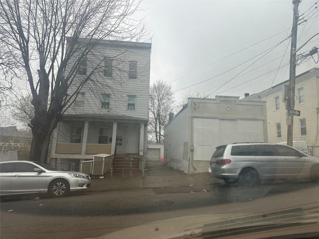 17 Chestnut St, Yonkers, NY 10701 - view of front of house