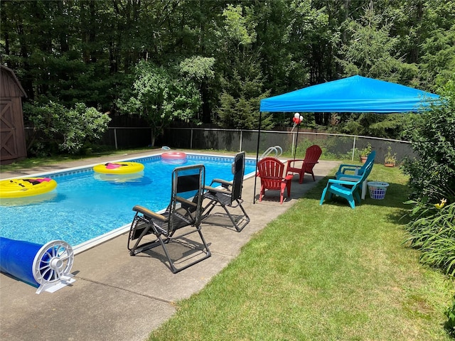 26 Stacey Dr, Monticello, NY 12701 - view of swimming pool featuring a patio area