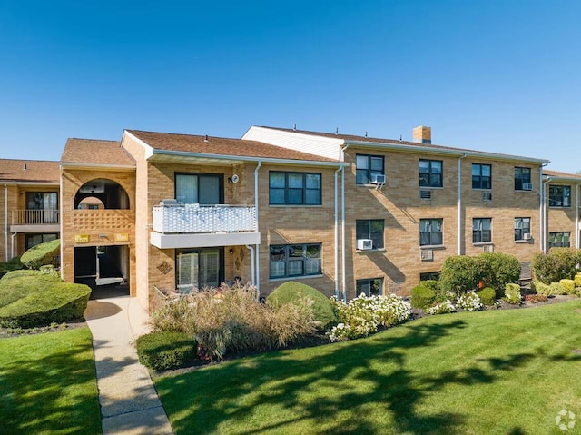 8 Florence Ave Unit 16C, Freeport, NY 11520 - view of building exterior