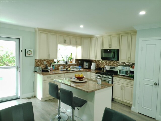 277 Graff Ave, Bronx, NY 10465 - photo 9
