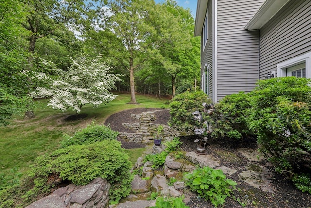 42 Panorama Dr, Warwick, NY 10990 - view of green lawn