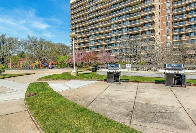 150-38 Union Tpke Unit 4D, Flushing, NY 11367 - view of community