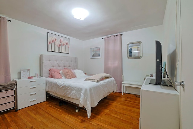 780 Bronx River Rd Unit A16, Bronx, NY 10708 - bedroom with light wood-style flooring