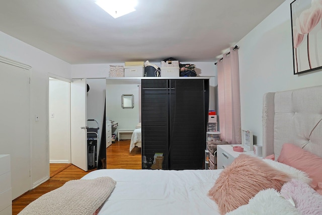 780 Bronx River Rd Unit A16, Bronx, NY 10708 - bedroom with wood finished floors