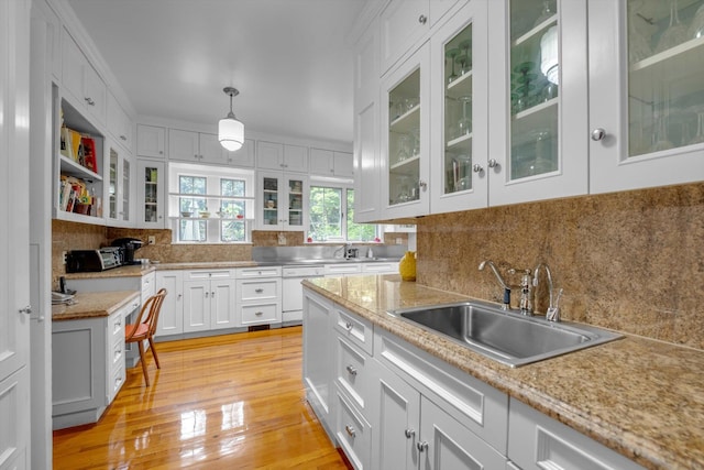 111 Clent Rd, Great Neck, NY 11021 - photo 10