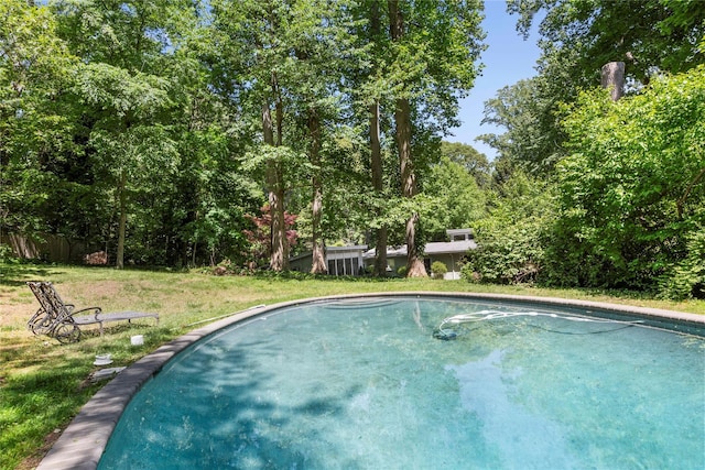 6 Harbor Hill Dr, Lloyd Harbor, NY 11743 - swimming pool featuring a yard