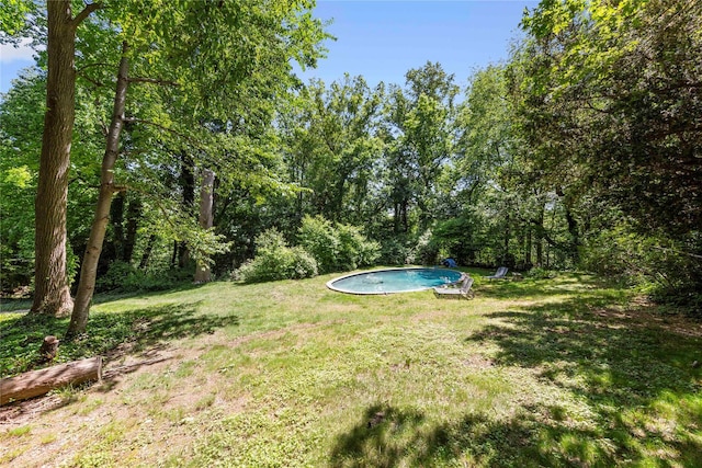 6 Harbor Hill Dr, Lloyd Harbor, NY 11743 - view of green lawn featuring an outdoor pool