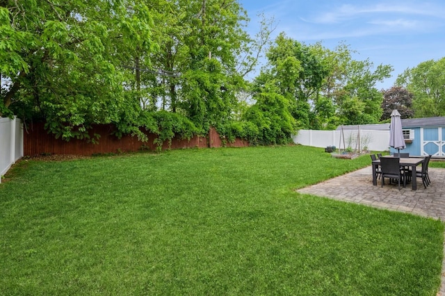 130 Shenandoah Blvd N, Nesconset, NY 11767 - view of yard with a patio