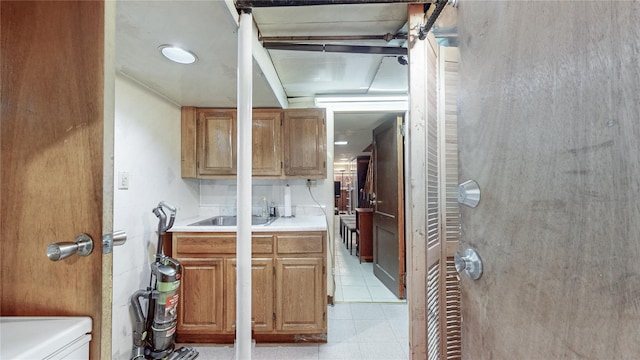 68-37 Kessel St, Forest Hills, NY 11375 - bathroom with a sink
