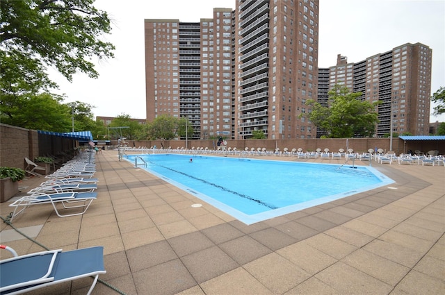 70-25 Yellow Stone Blvd Unit 10Z, Forest Hills, NY 11375 - community pool with a patio area