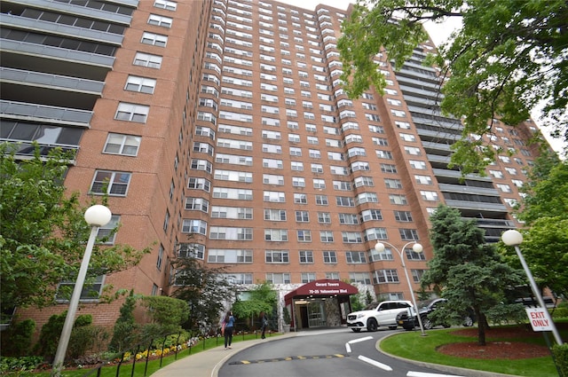 70-25 Yellow Stone Blvd Unit 10Z, Forest Hills, NY 11375 - view of apartment building / complex