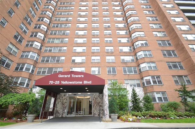 70-25 Yellow Stone Blvd Unit 10Z, Forest Hills, NY 11375 - view of building exterior